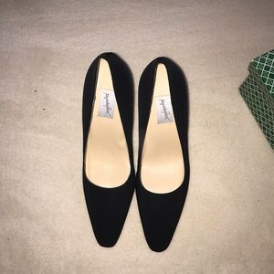 Jacqueline Ferrar shoes like new